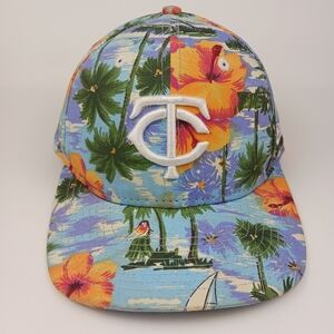 Minnesota Twins New Era 9Fifty Tropical Pattern Baseball MLB Cap Hat Snapback